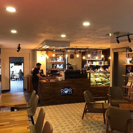 ROR Cafe & Roastery